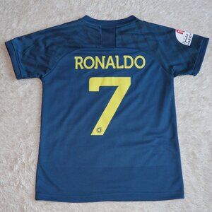Boys Cristiano Ronaldo Al-Nassr FC Football Club Soccer Jersey #7, NWOT